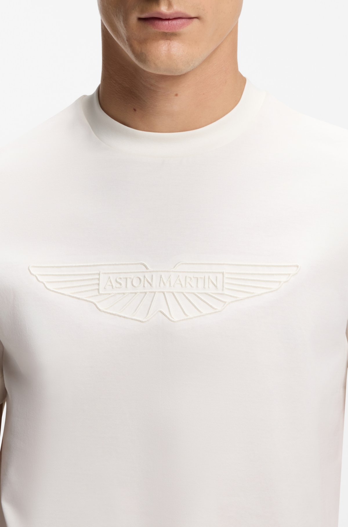 Camiseta de algodão mercerizado BOSS x ASTON MARTIN com detalhe de asa