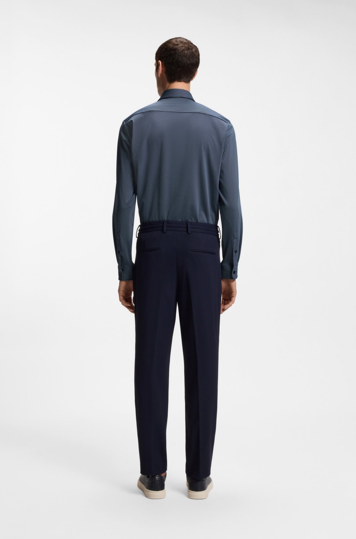 Camisa slim-fit com estampa em malha de desempenho elástico