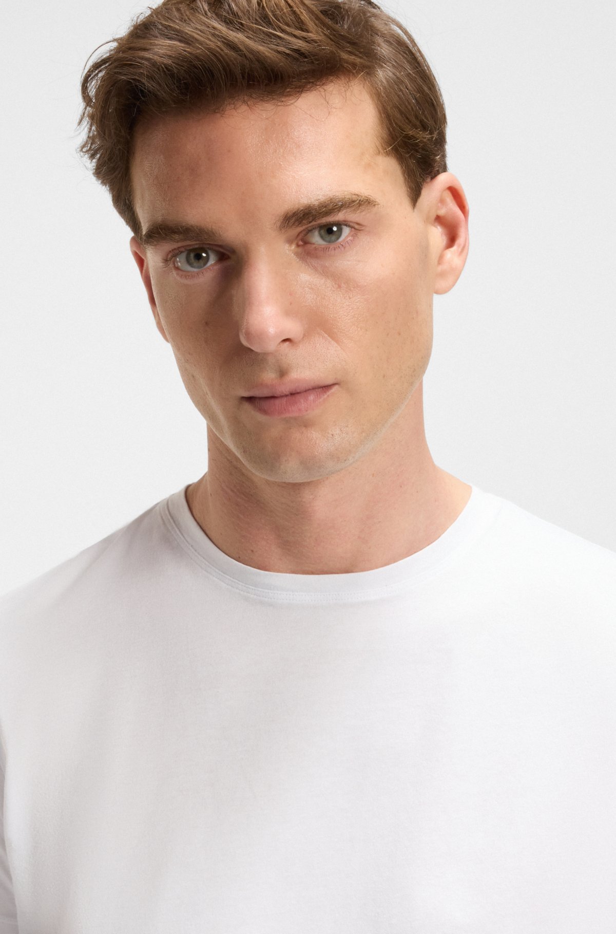 Camiseta BECKHAM x BOSS em algodão mercerizado