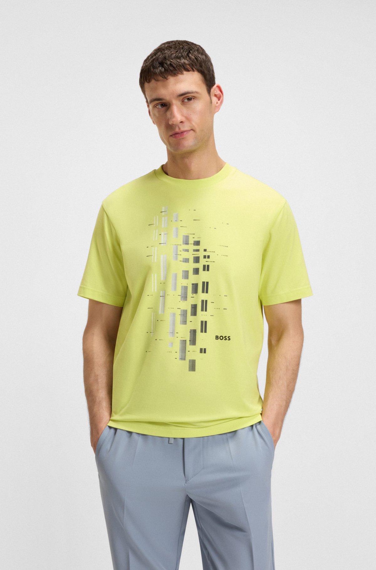 Camiseta com estampa geométrica em algodão elástico