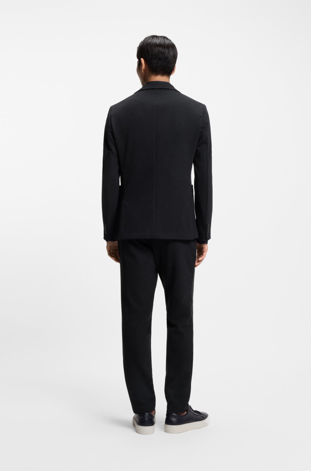 Jaqueta slim-fit em tecido elástico de desempenho