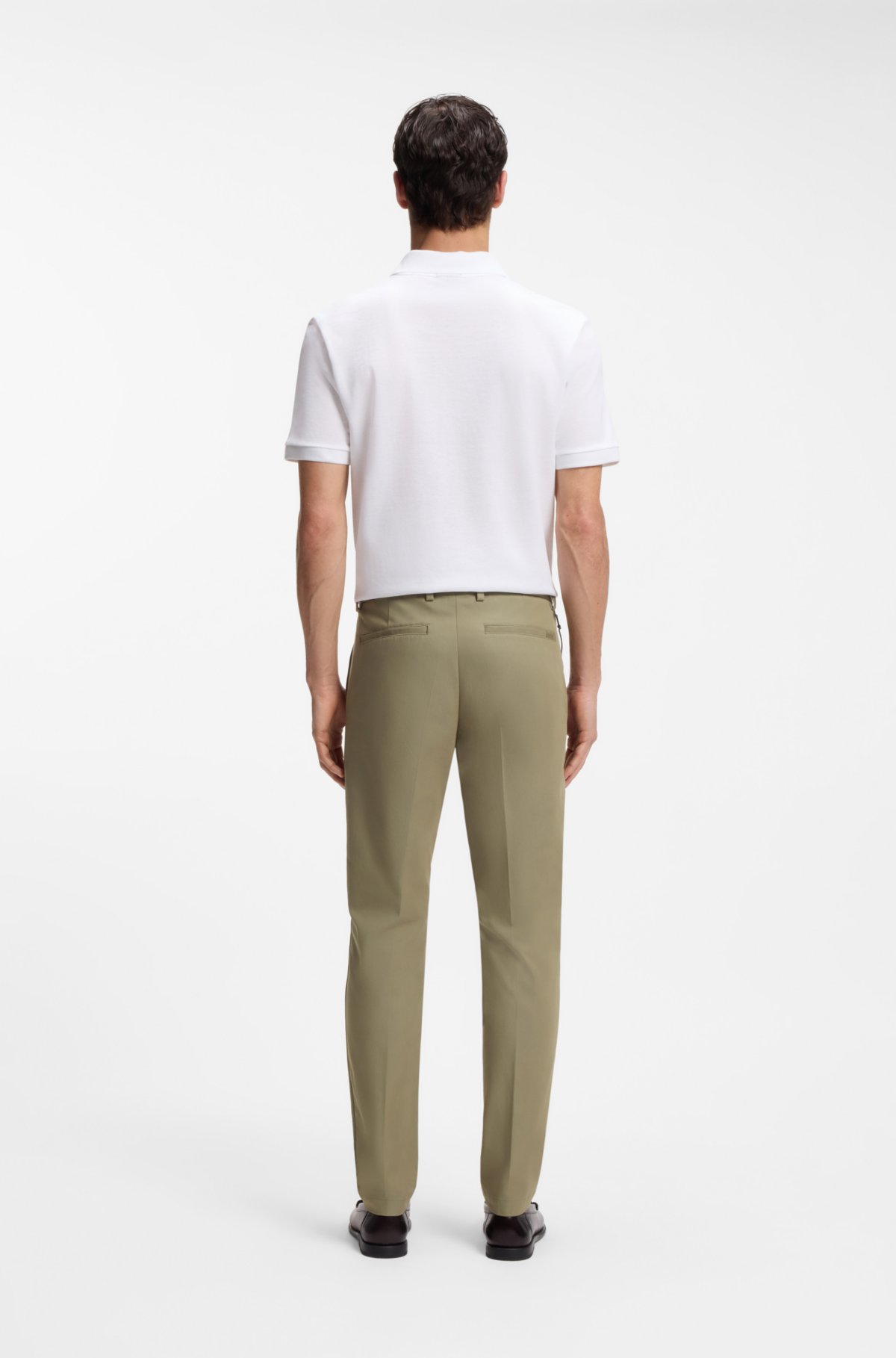 Calças slim-fit em mistura de algodão com elastano