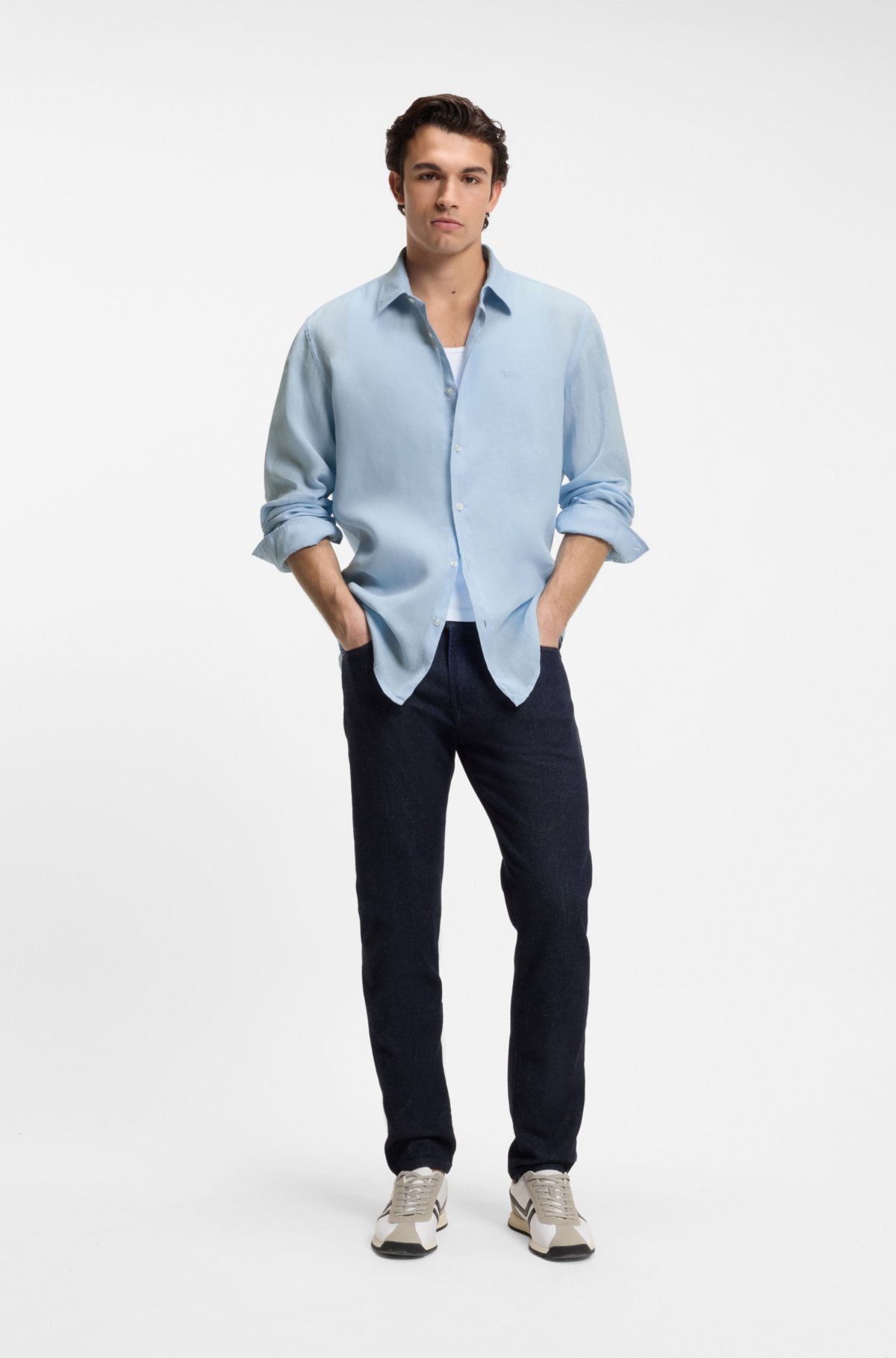 Camisa com corte regular em linho