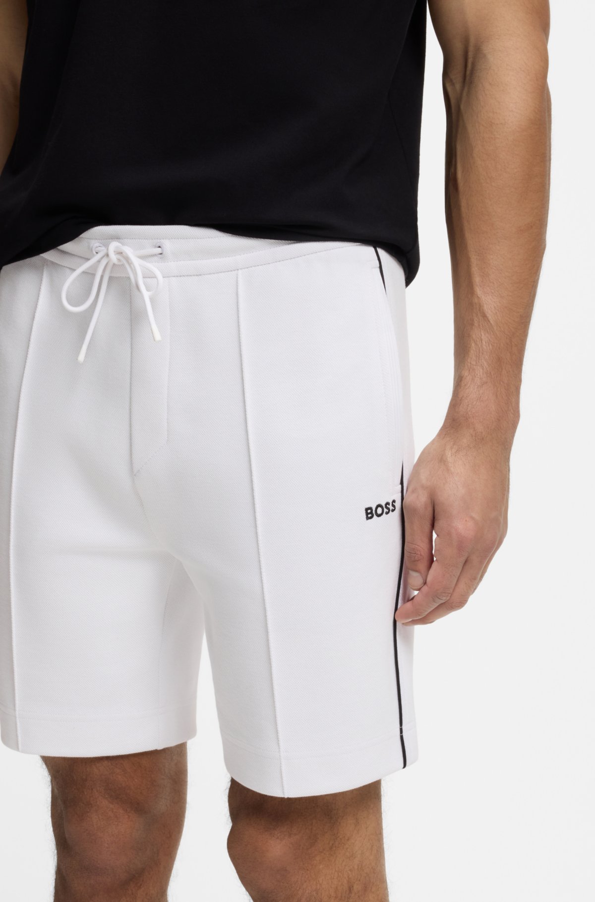 Bermudas com acabamento em tecido misto de algodão