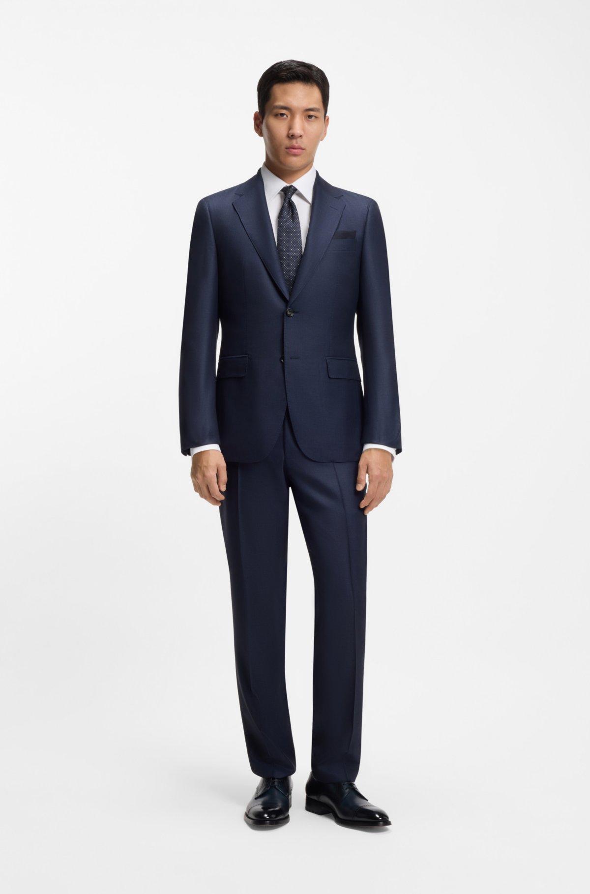 Camisa slim-fit resistente a rugas em algodão feito na Itália