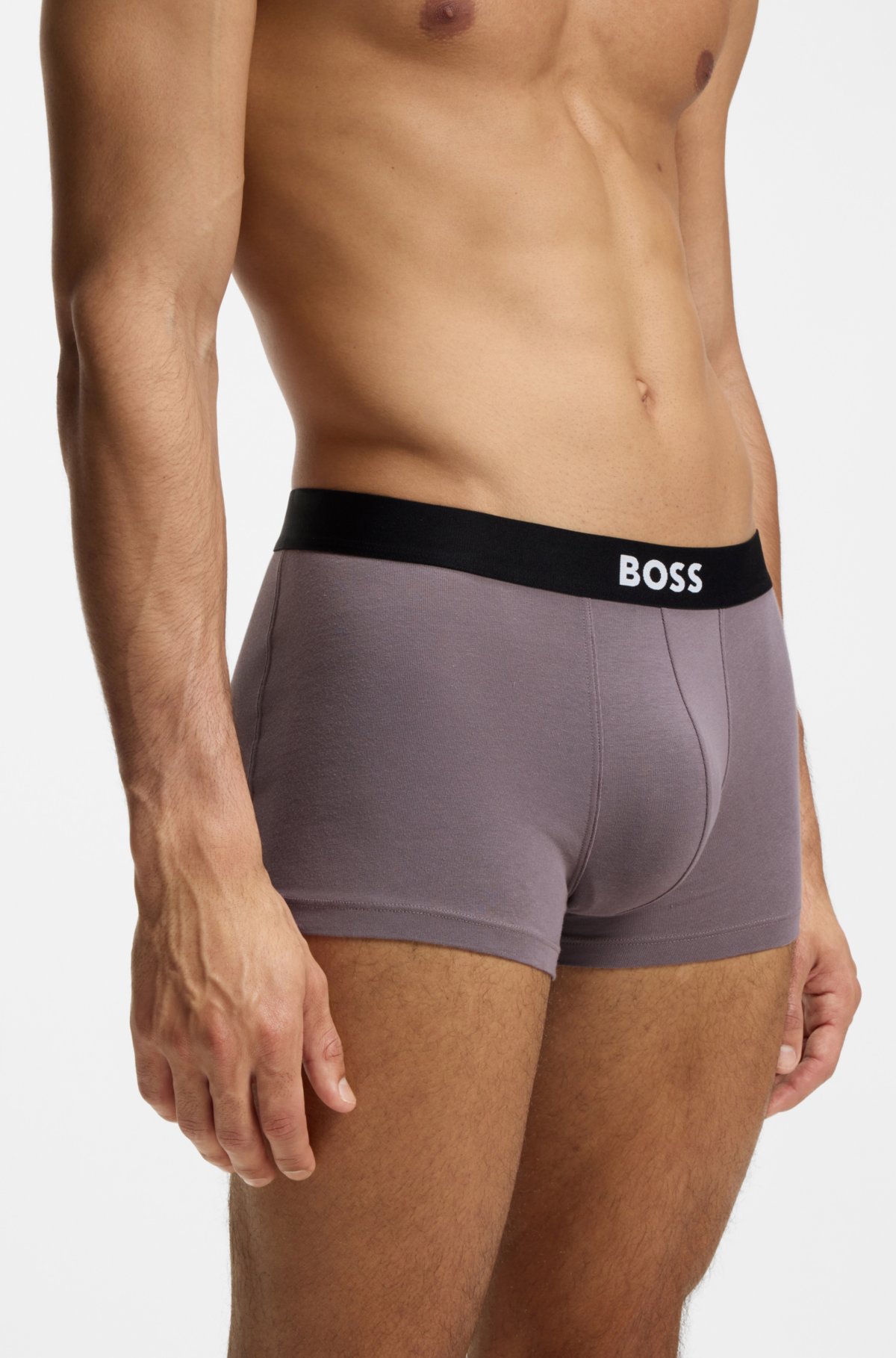 Conjunto de três cuecas de algodão elástico