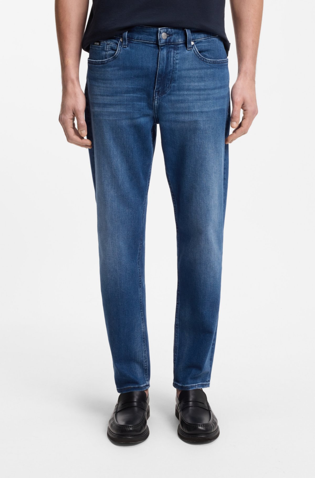 Calças jeans ajustadas regulares em denim com toque de cashmere da Maine