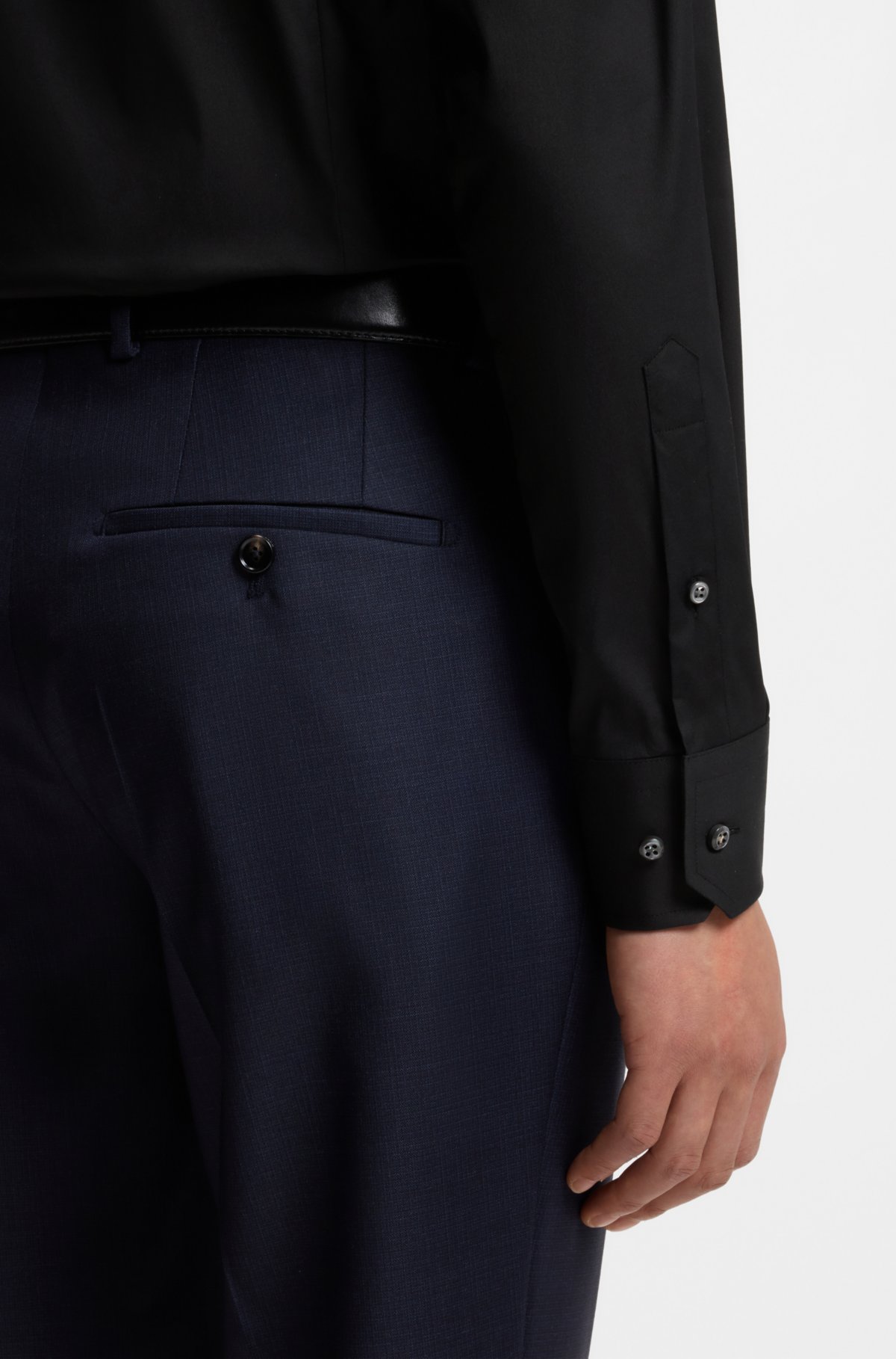 Camisa slim-fit em popeline de algodão com elastano