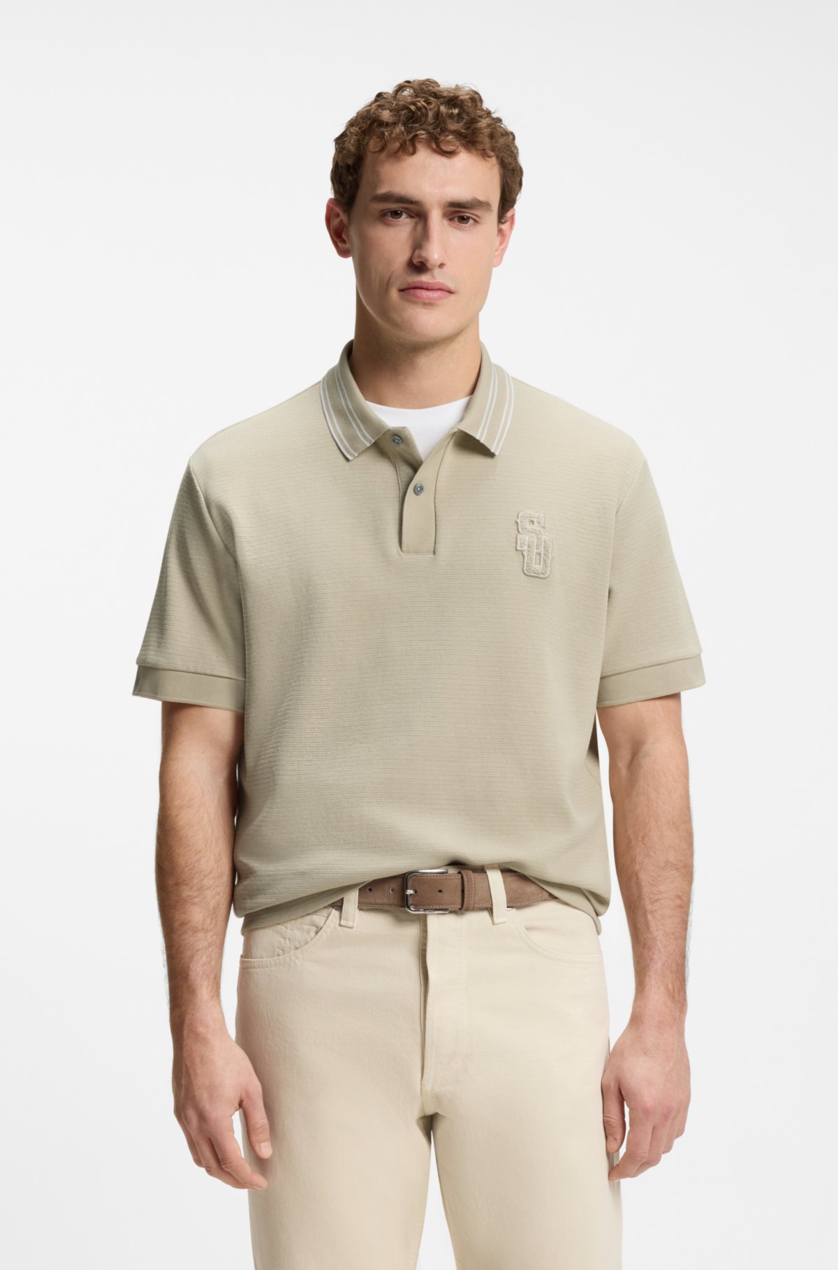 Camiseta polo solta BOSS selecionada por Shohei Ohtani