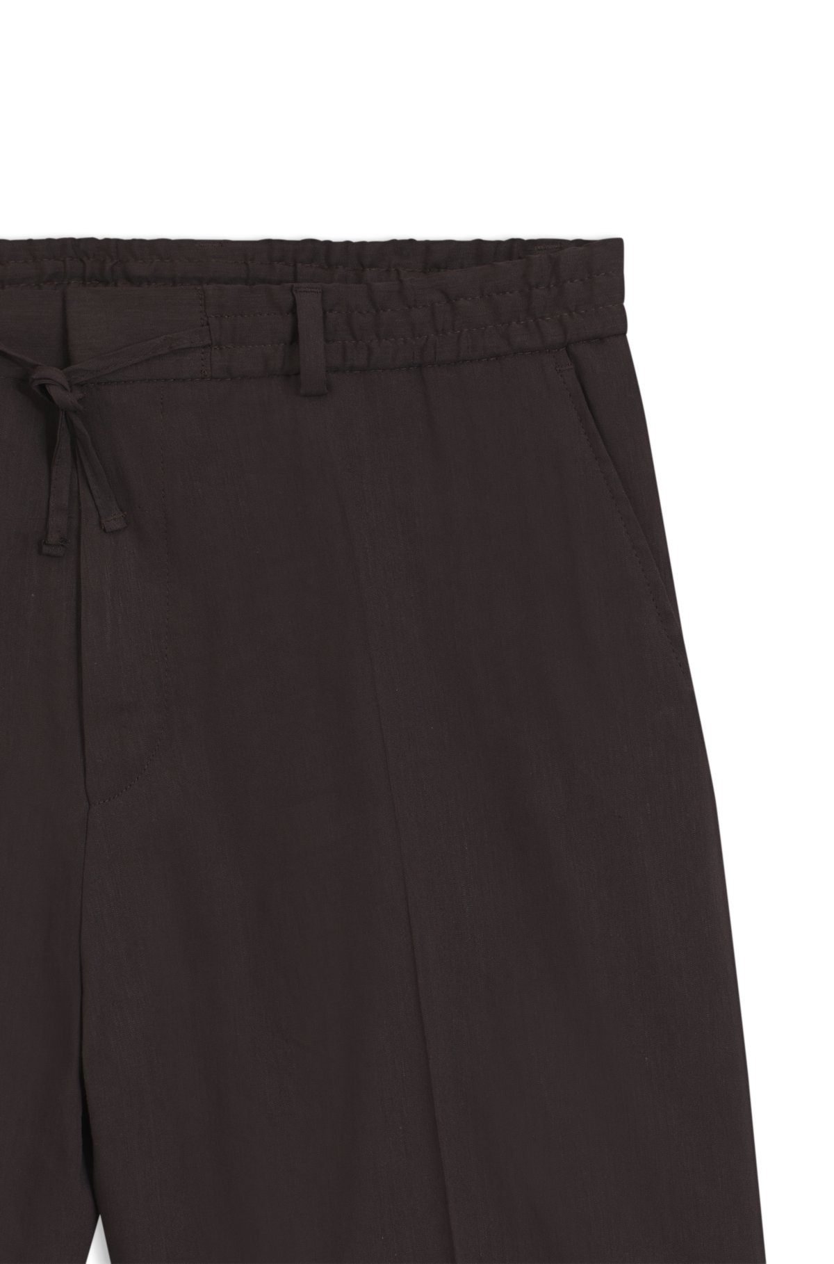 Bermudas soltas em mistura de linho