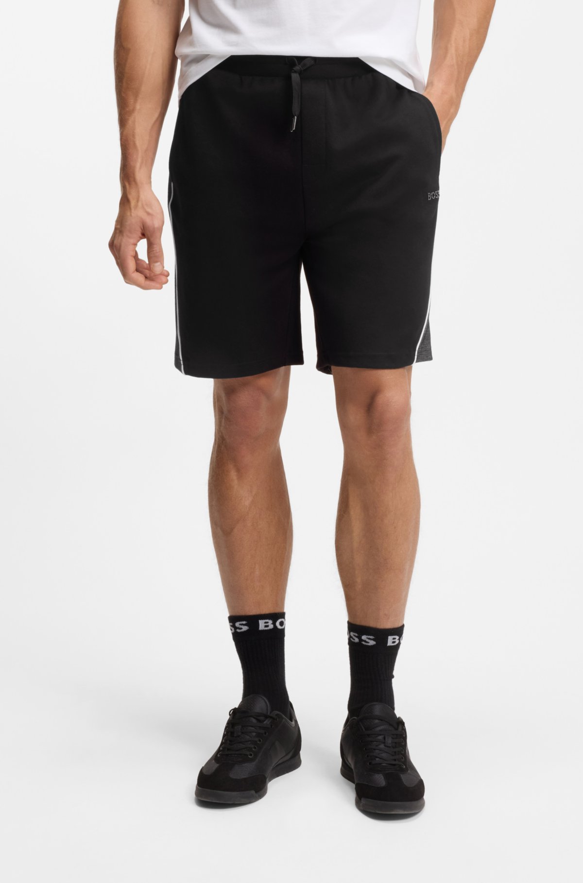 Bermudas com costuras contrastantes em mistura de algodão