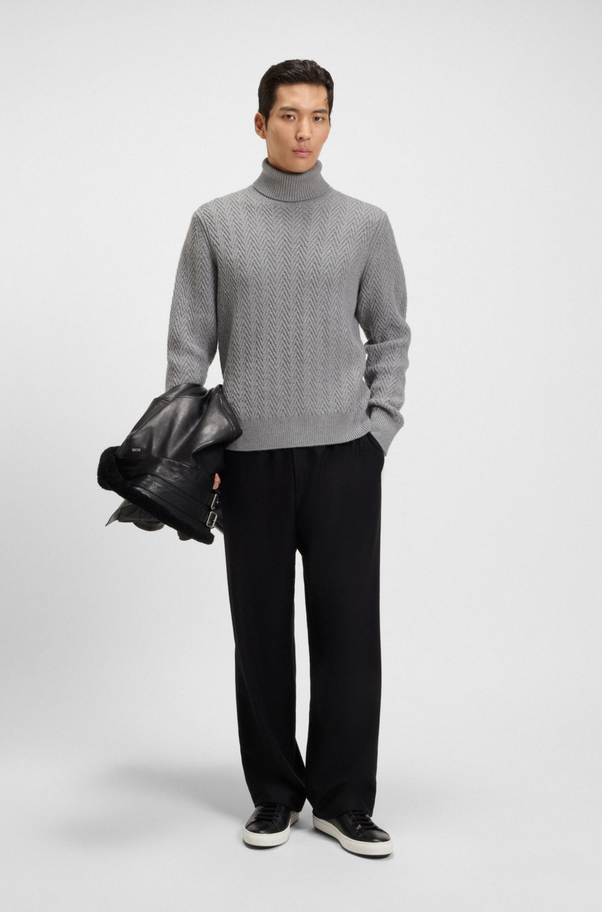 Suéter de gola rollneck em lã virgem com estampa em trama herringbone
