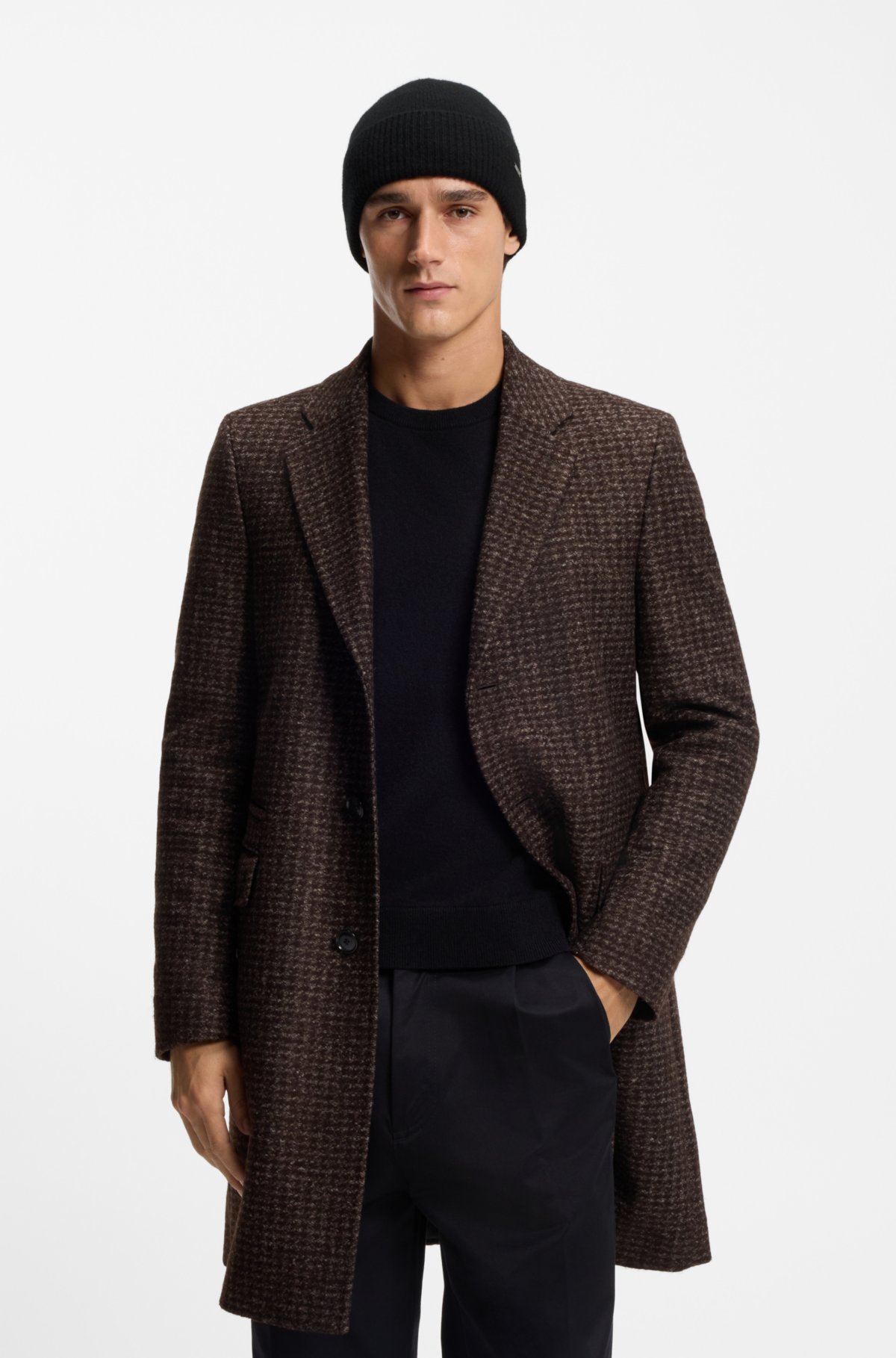 Chapéu de beanie com placa de logotipo em cashmere