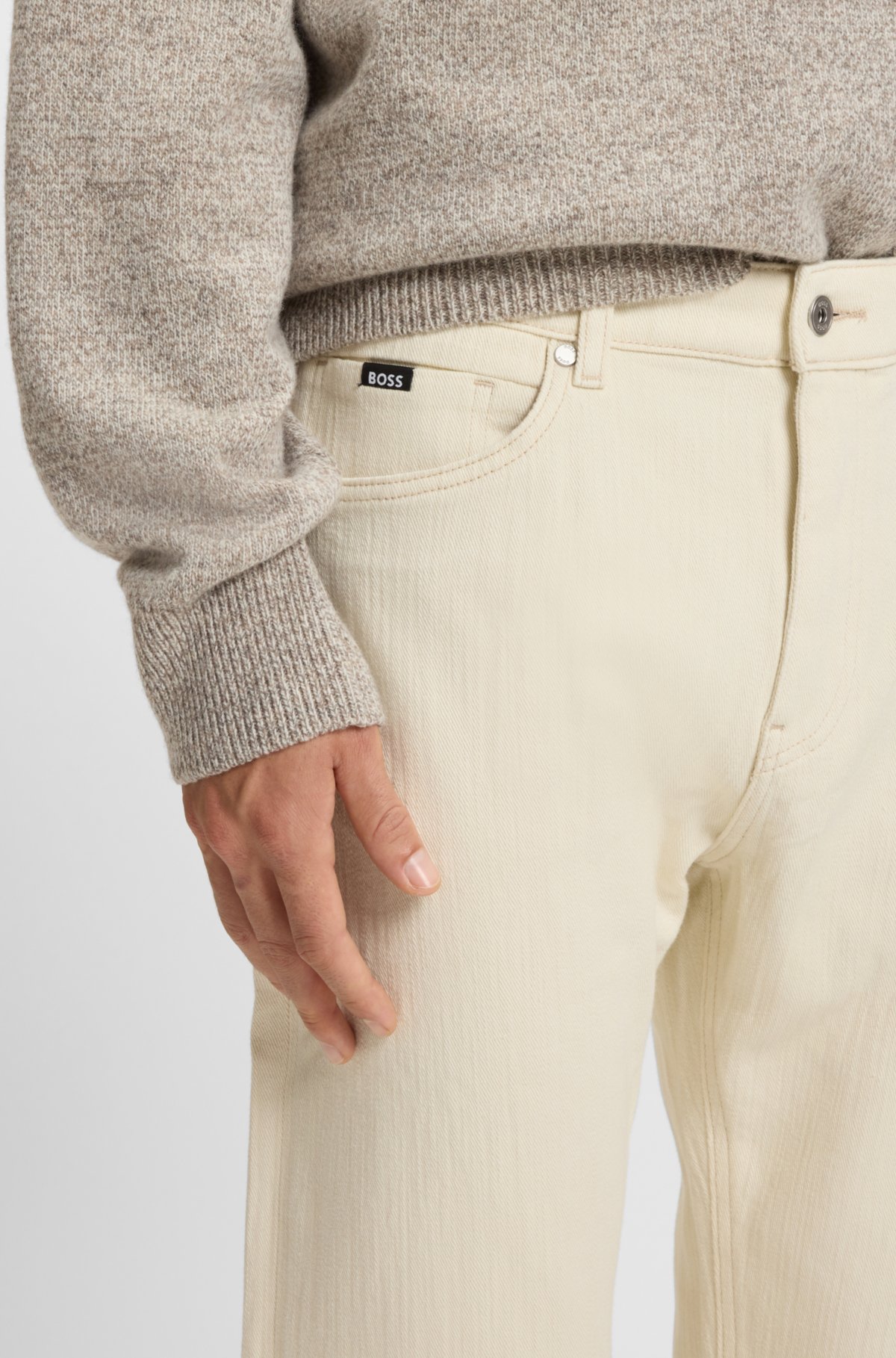 Jeans coloridos em denim italiano escovado