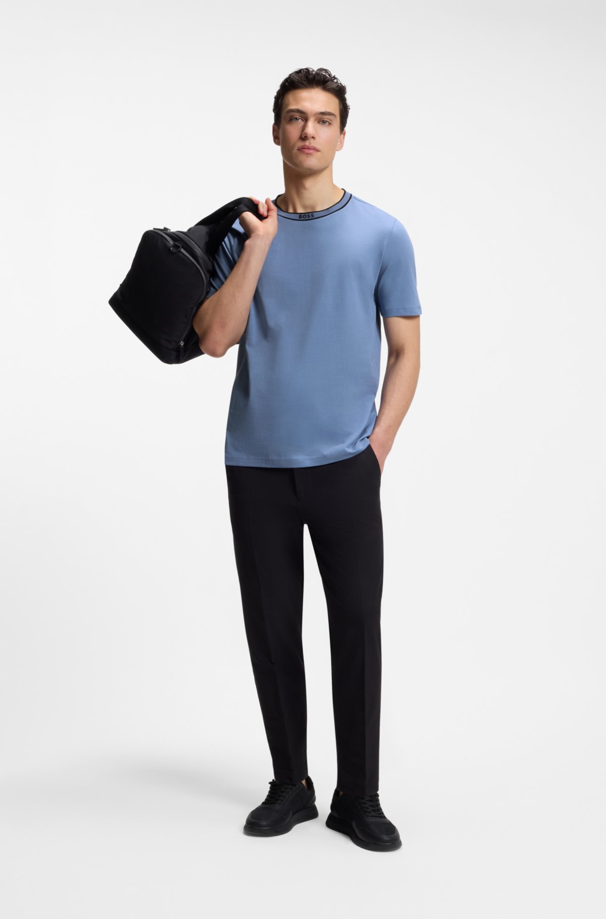 Camiseta de algodão com logo gola careca