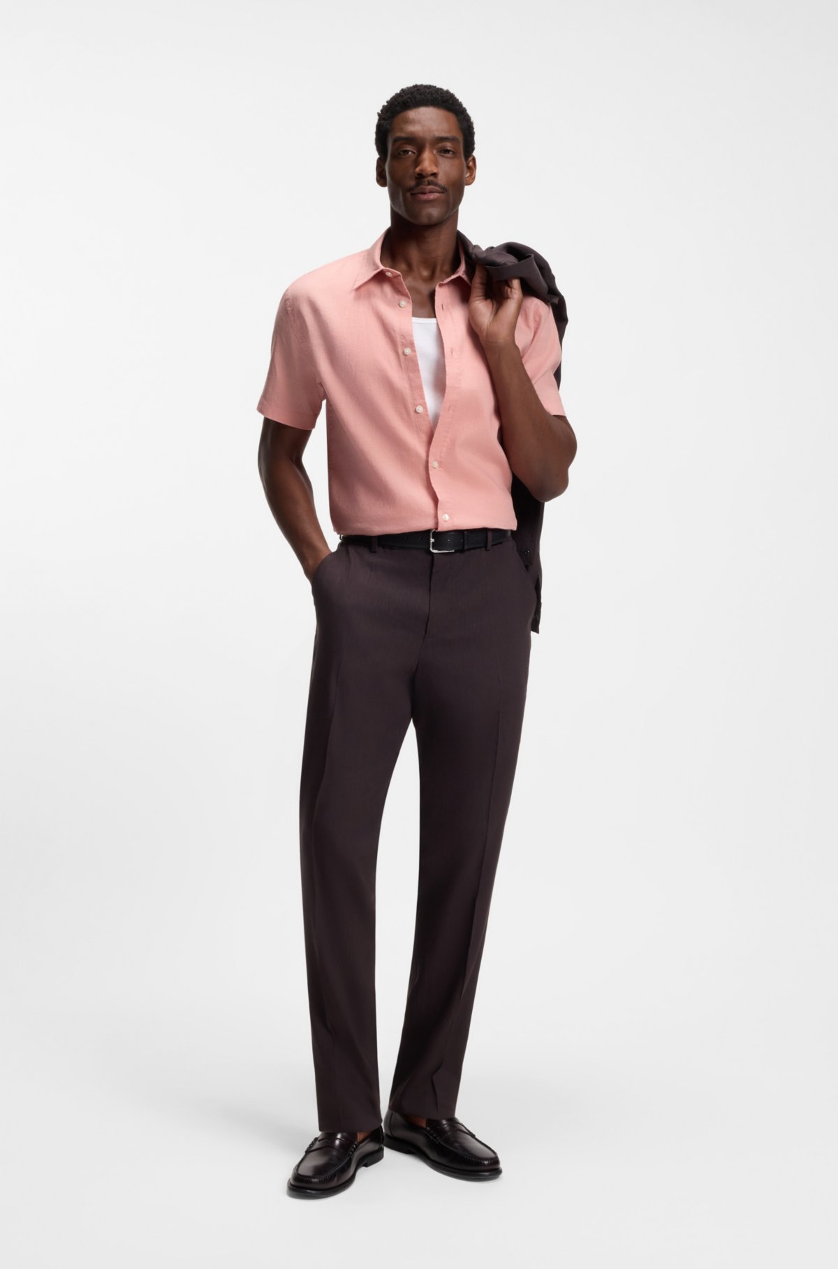 Camisa slim-fit em linho elástico