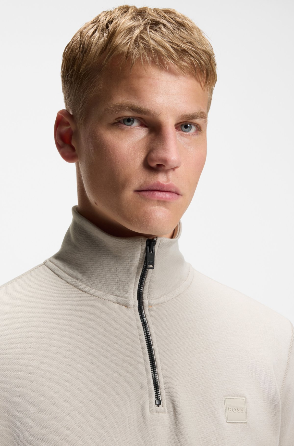 Sweatshirt de algodão-terry com zíper quarter e patch de logotipo