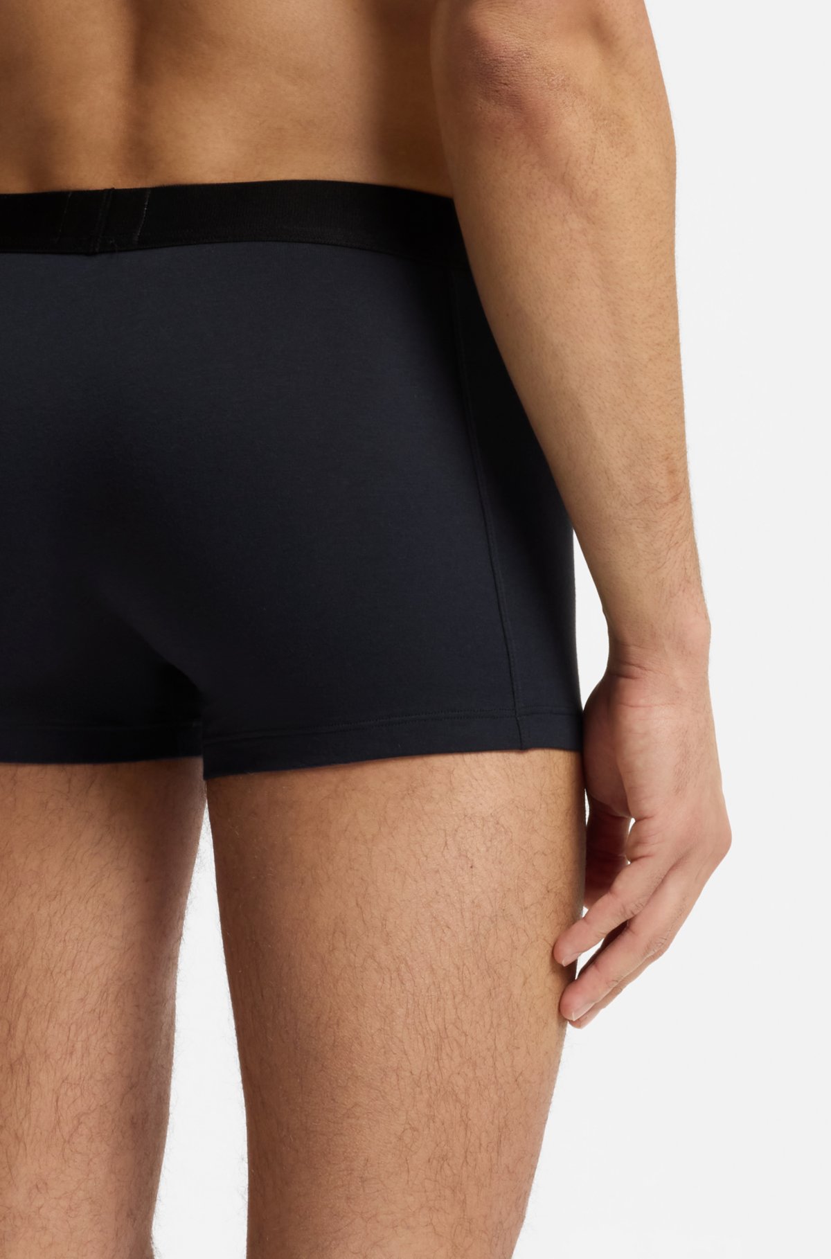 Conjunto de três cuecas de algodão elástico