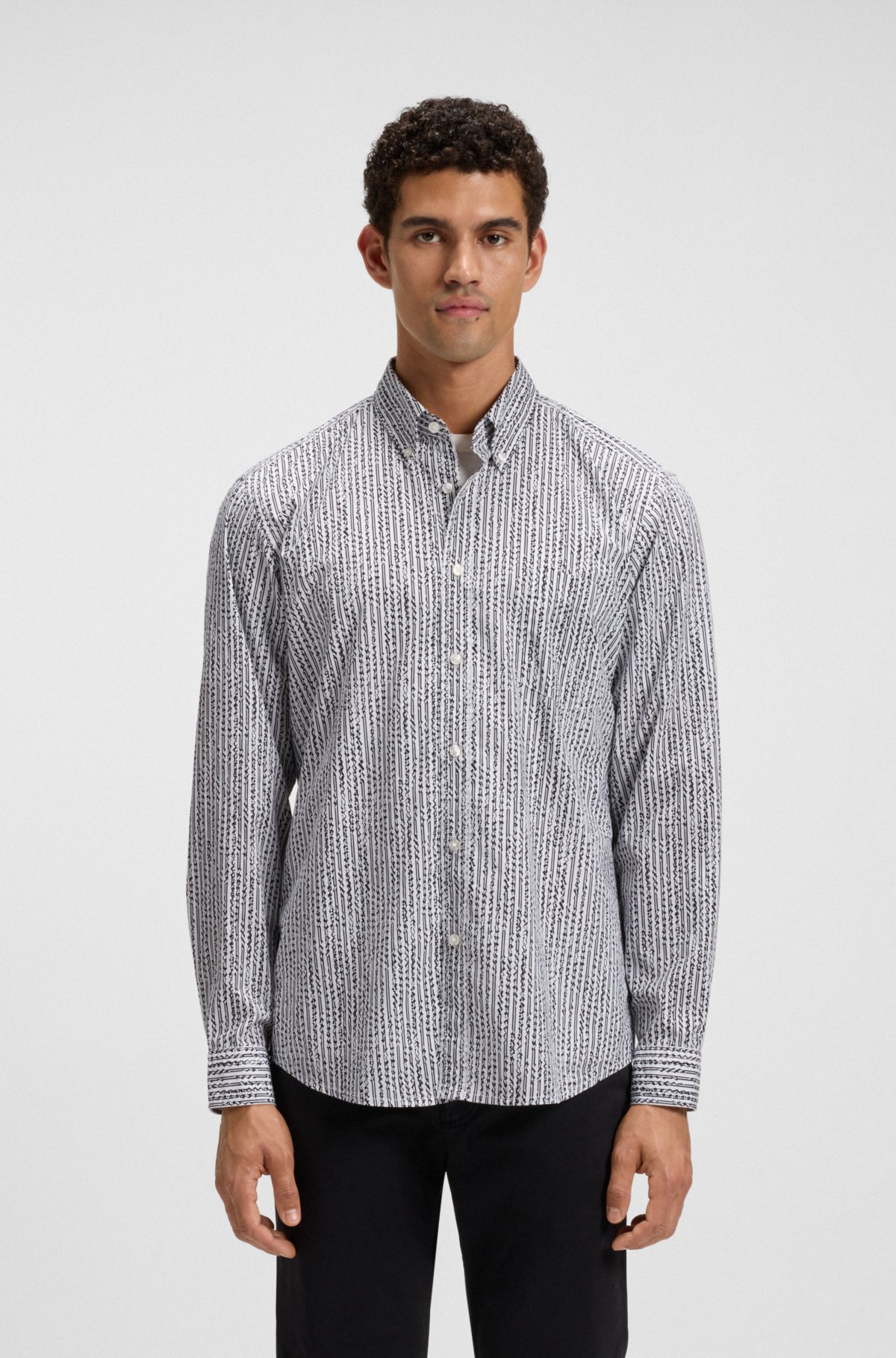 Camisa regular-fit estampada em popeline de algodão