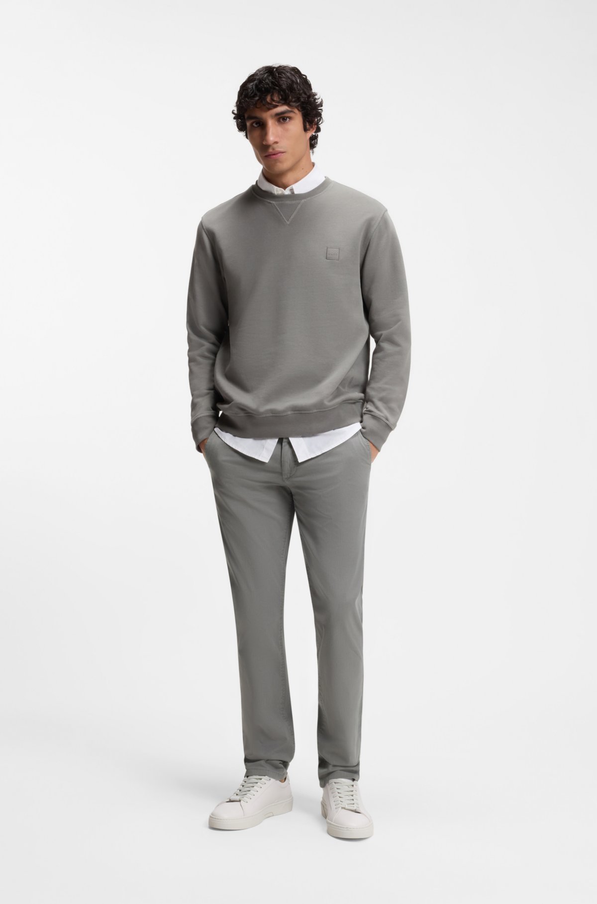 Chinos slim-fit em tecido de algodão elastano estampado