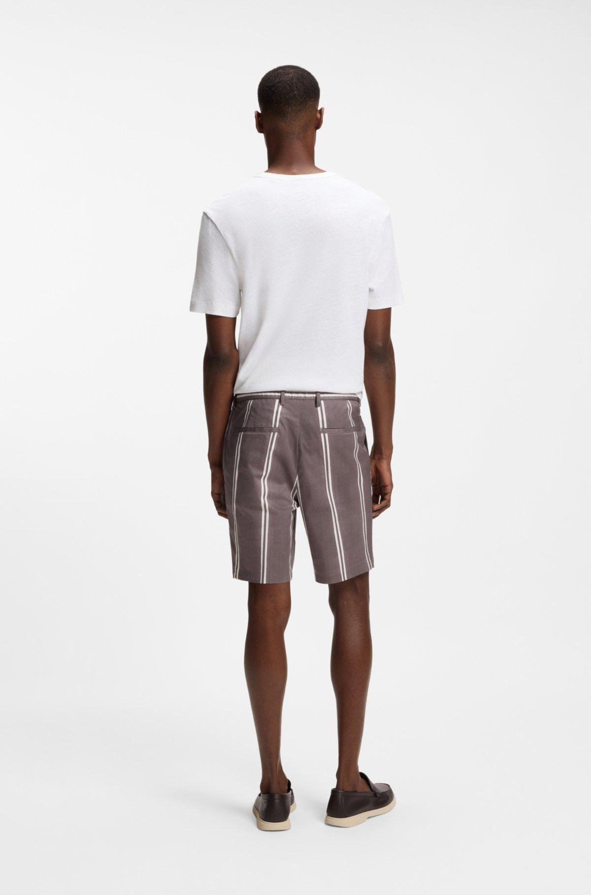 Bermudas com estampa em algodão elastano