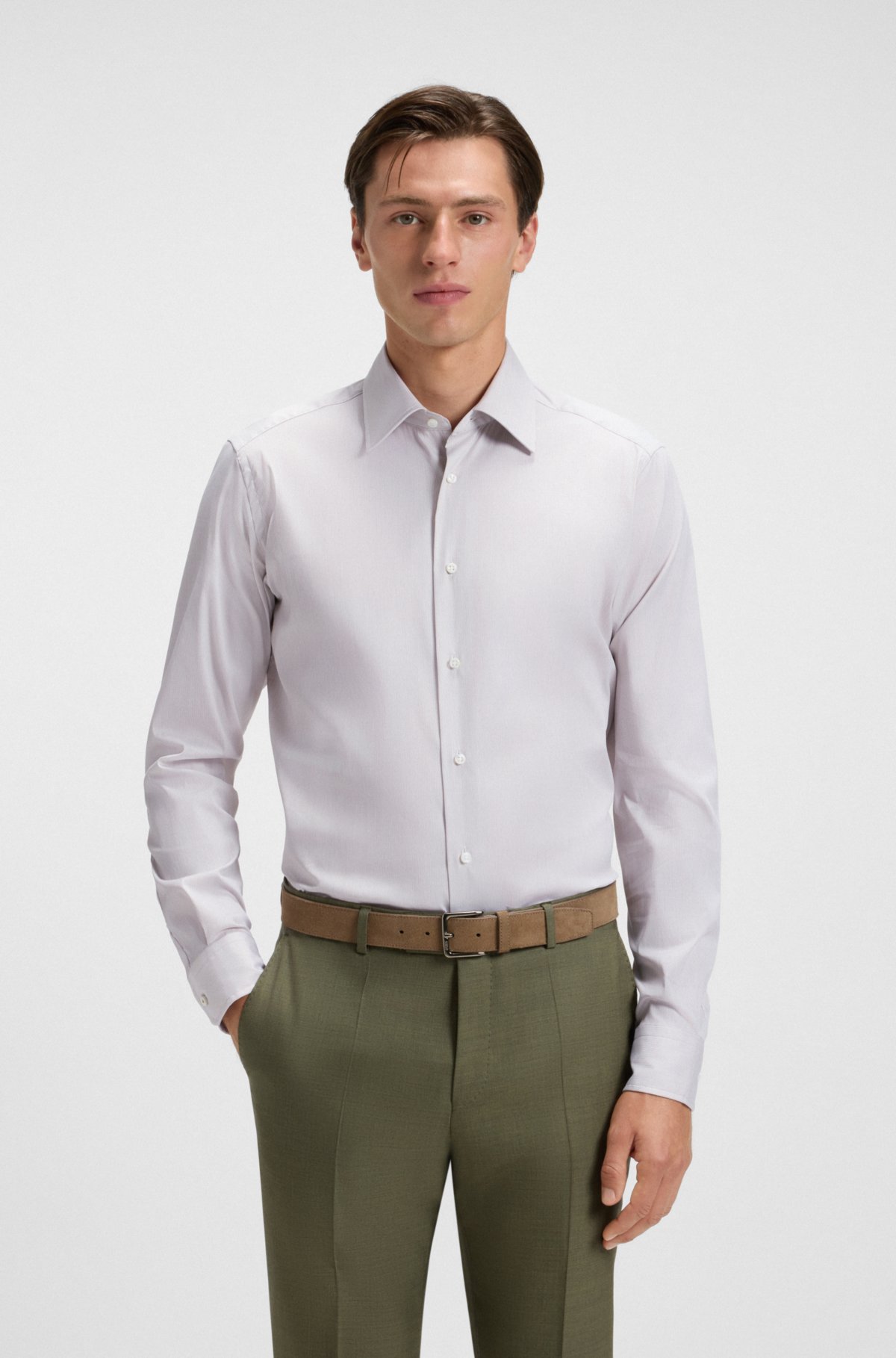 Camisa com corte regular em uma mistura de algodão feita na Itália