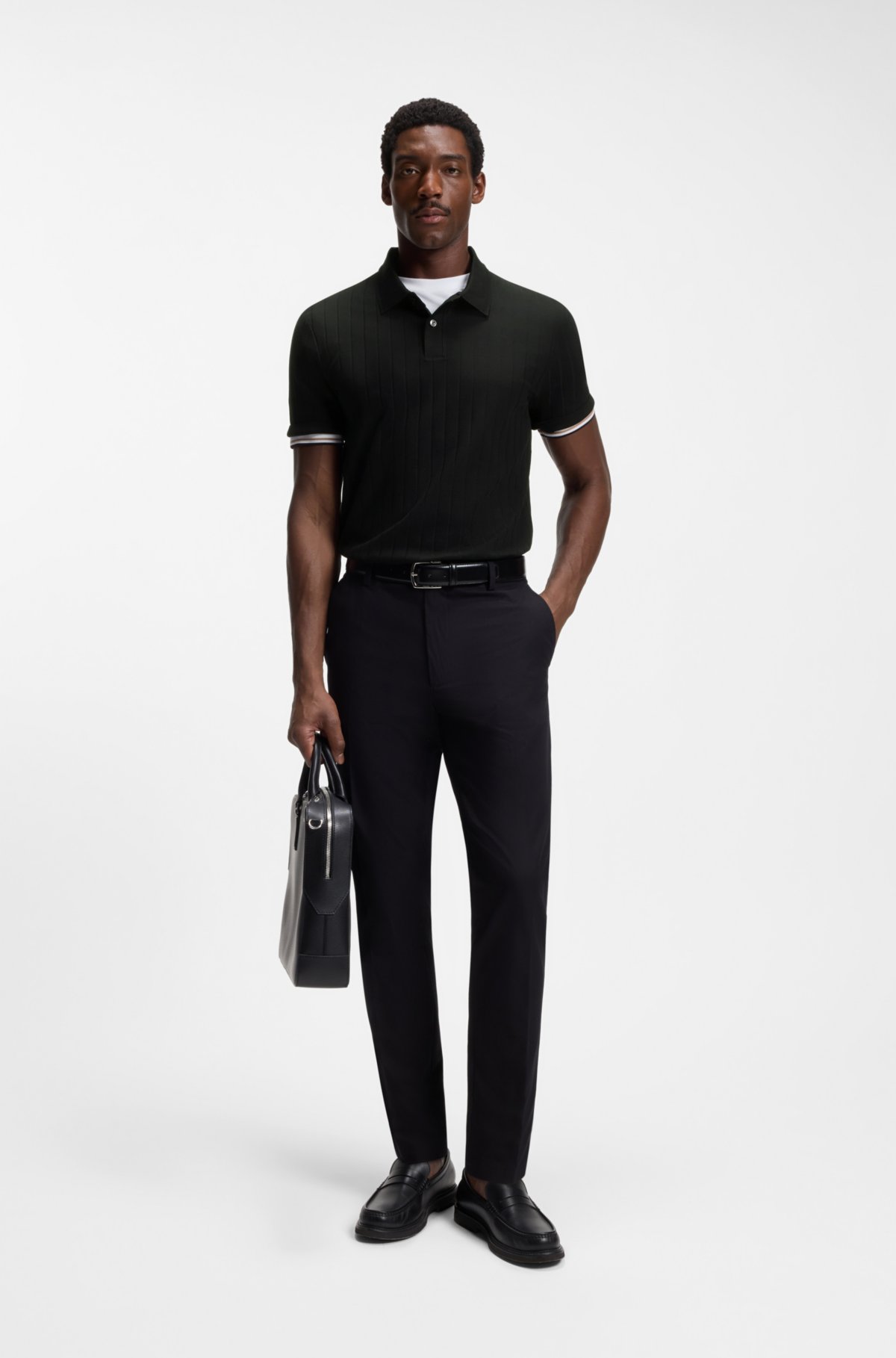 Camiseta polo com listras verticais em algodão mercerizado