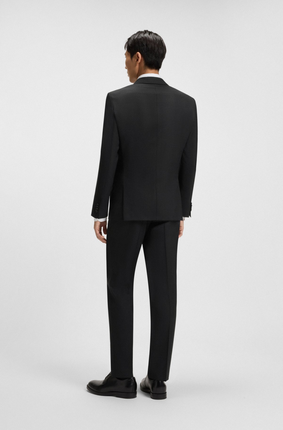 Terno slim-fit com padrão micro em lã elástica
