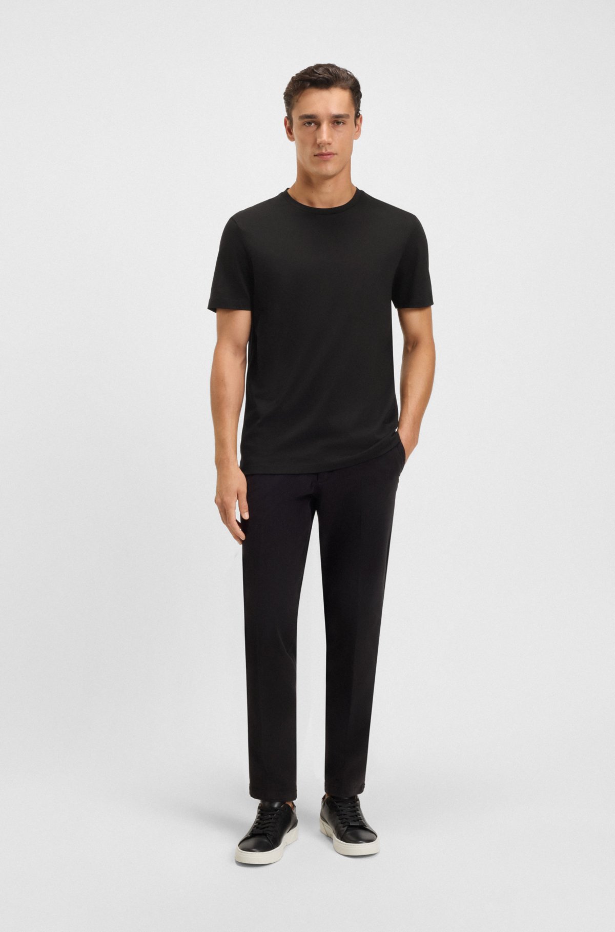 Camiseta slim-fit em algodão mercerizado