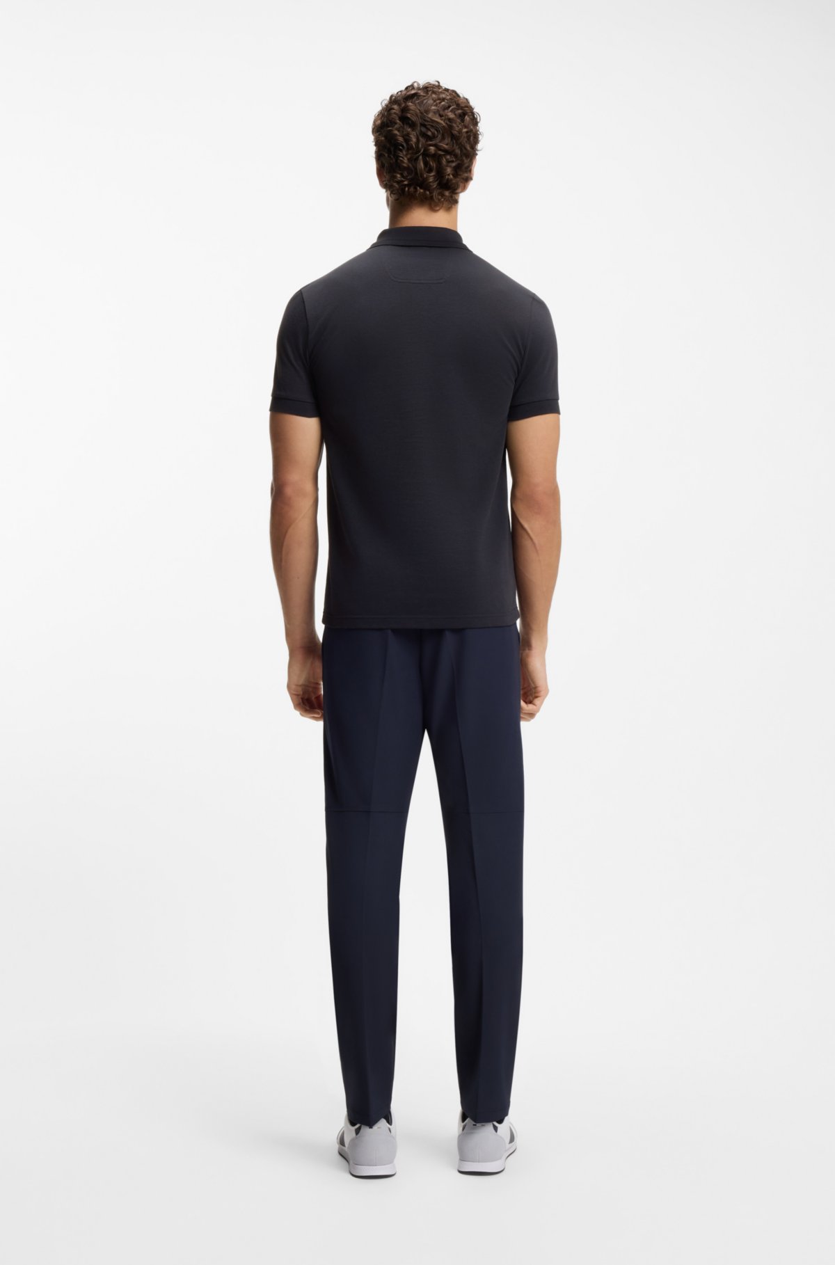 Camisa polo slim-fit com logo central em piqué de algodão