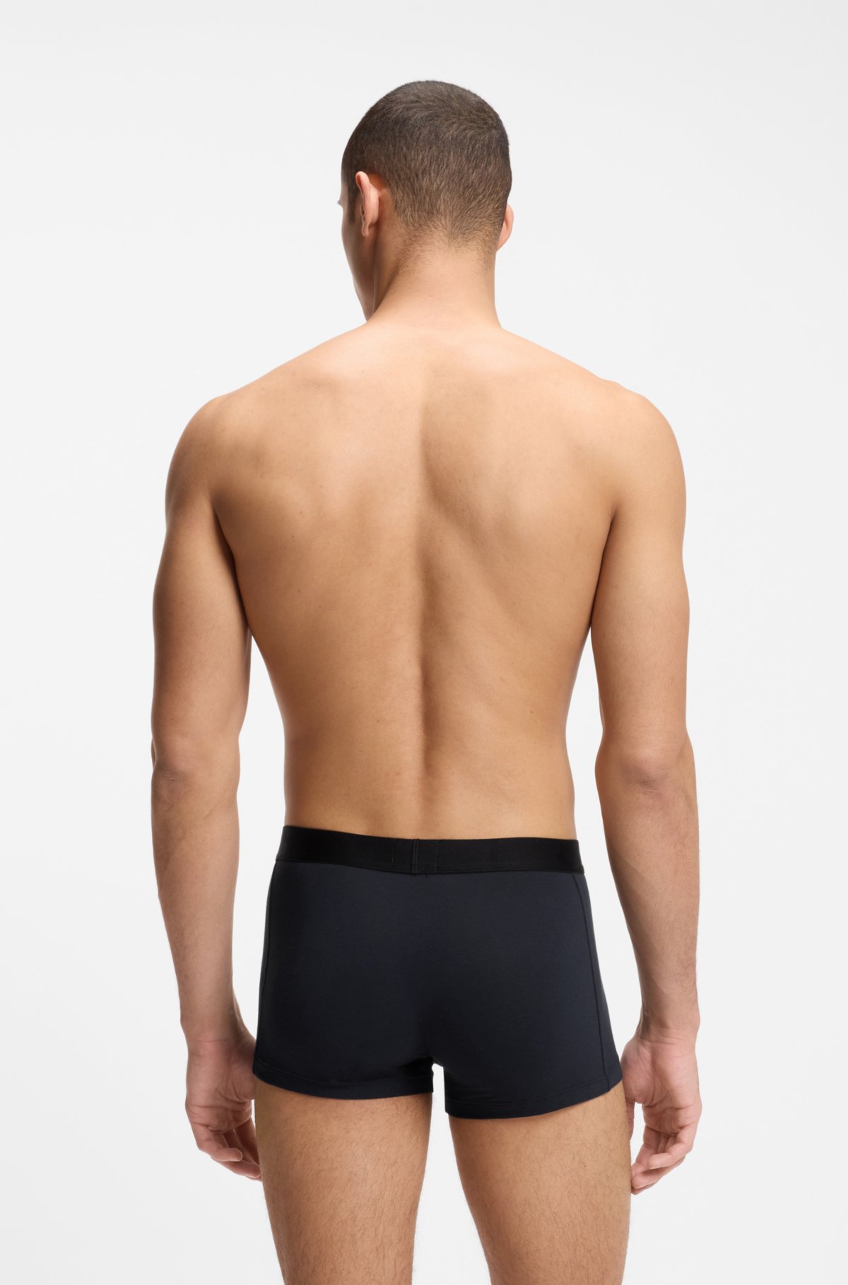 Conjunto de três cuecas de algodão elástico